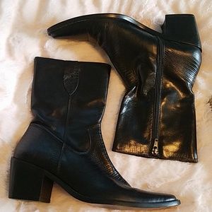 Vintage Guess black leather cowboy boots sz 8